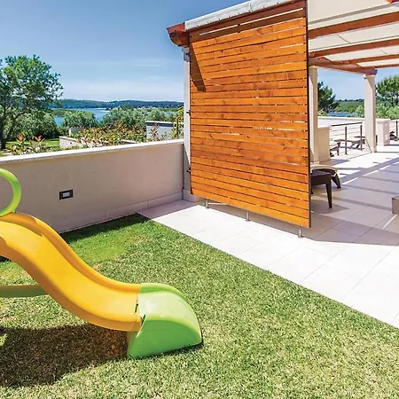 Two-bedroom In Holiday home *