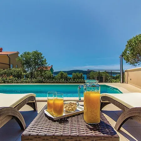 Two-bedroom In Holiday home *