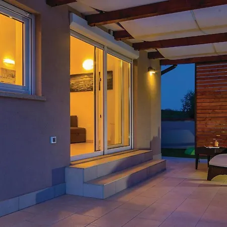 Two-bedroom In Holiday home *