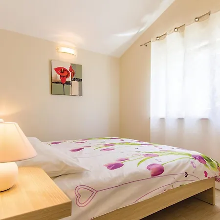 Two-bedroom In Holiday home *