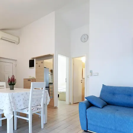 Nyaraló Two-bedroom In Pomer